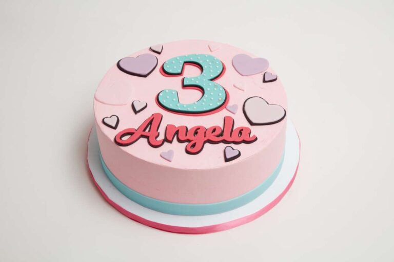 Cute Hearts Cake