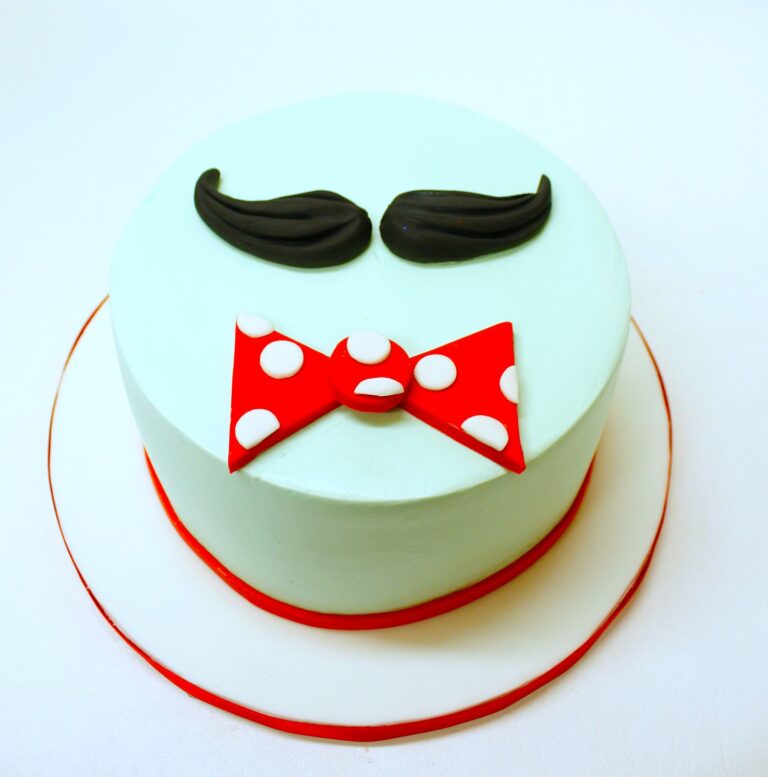 Moustache Cake