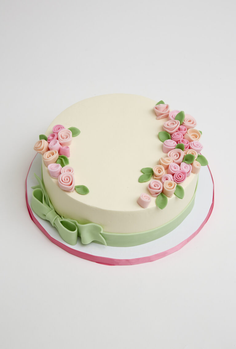 Simply Quillled Rose Cake