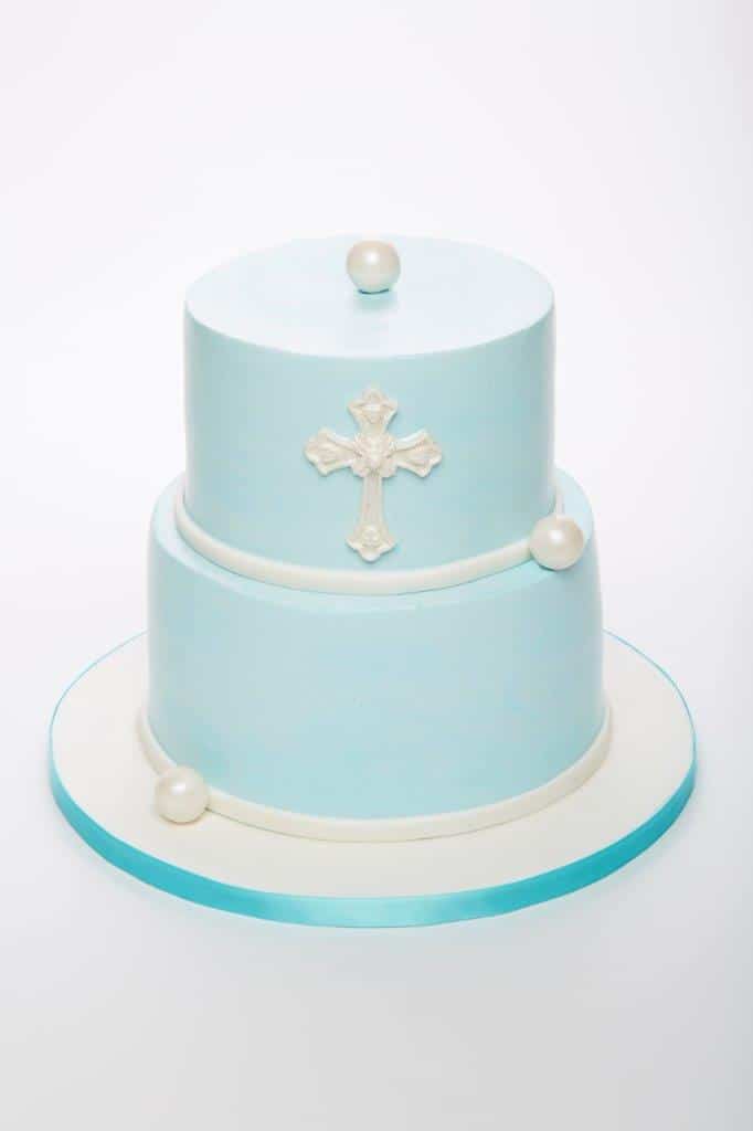 Cross and Pearls Cake
