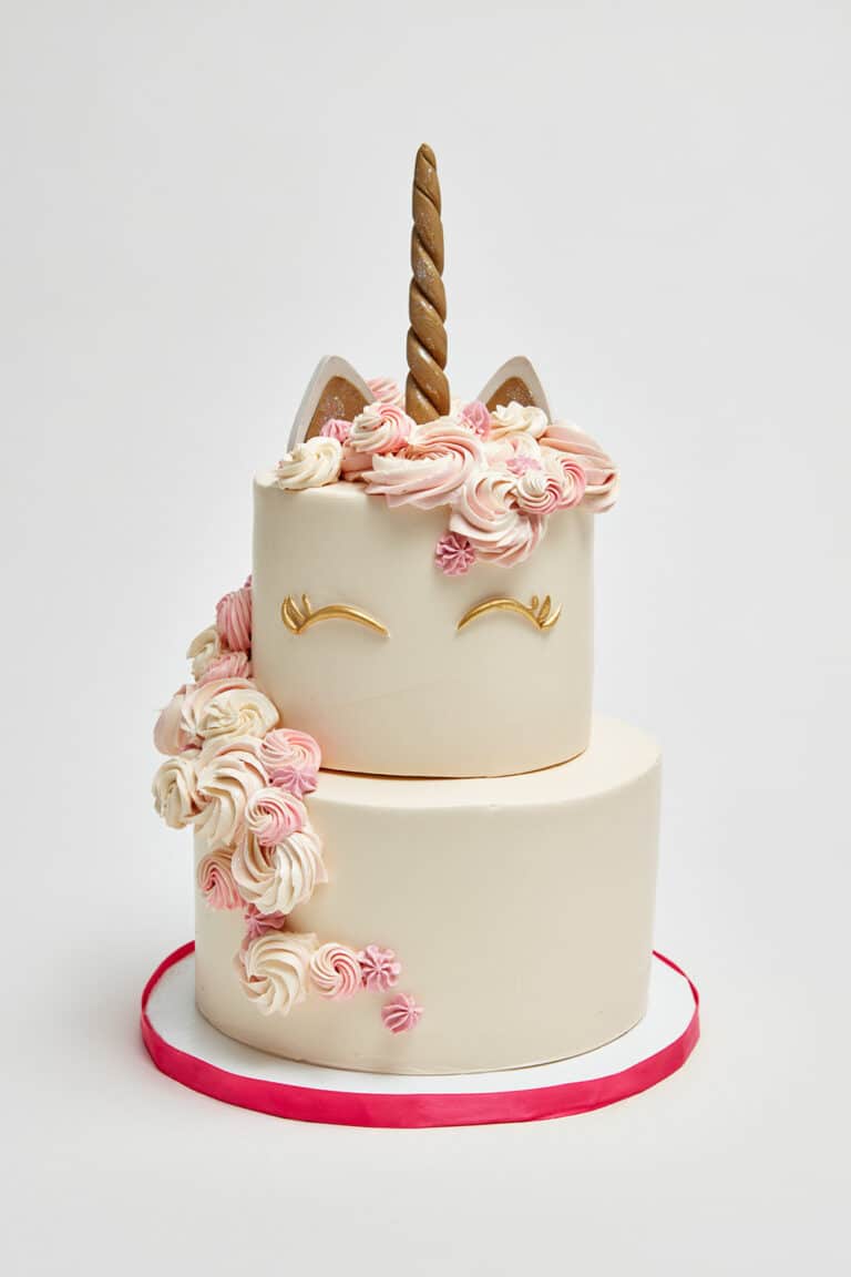 Flight The Unicorn Cake