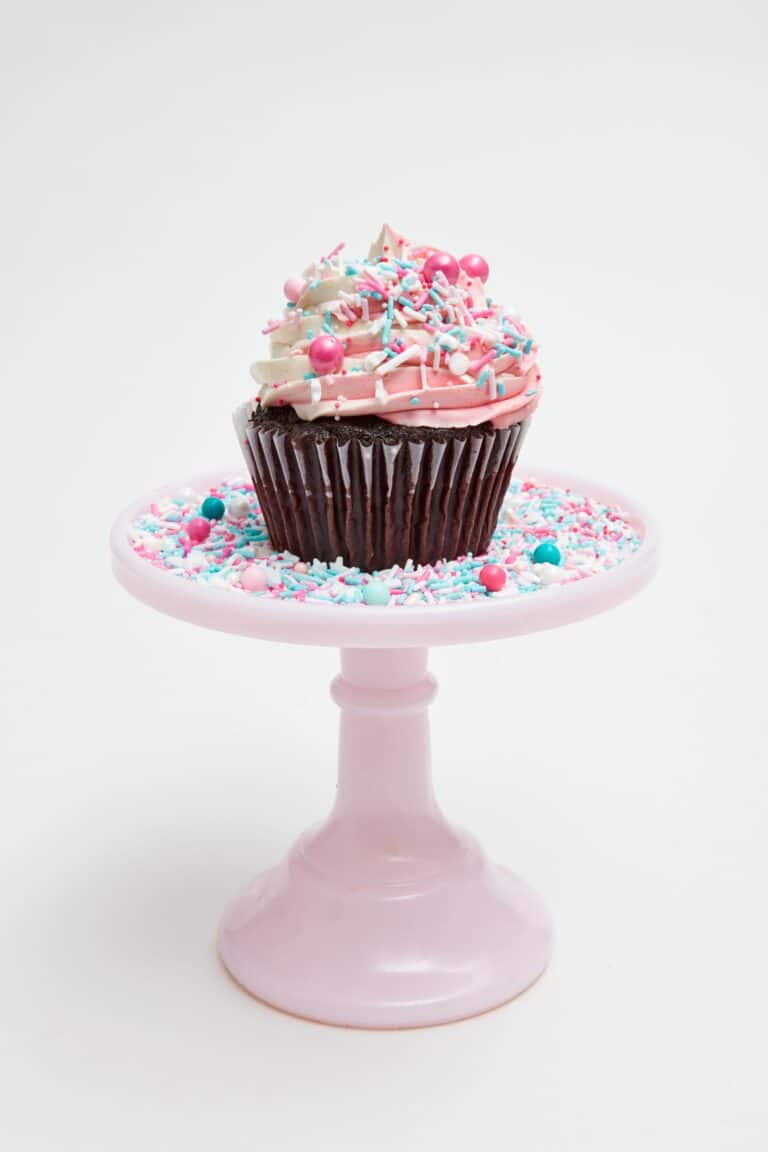 Mixed Jumbo Cupcakes Cake