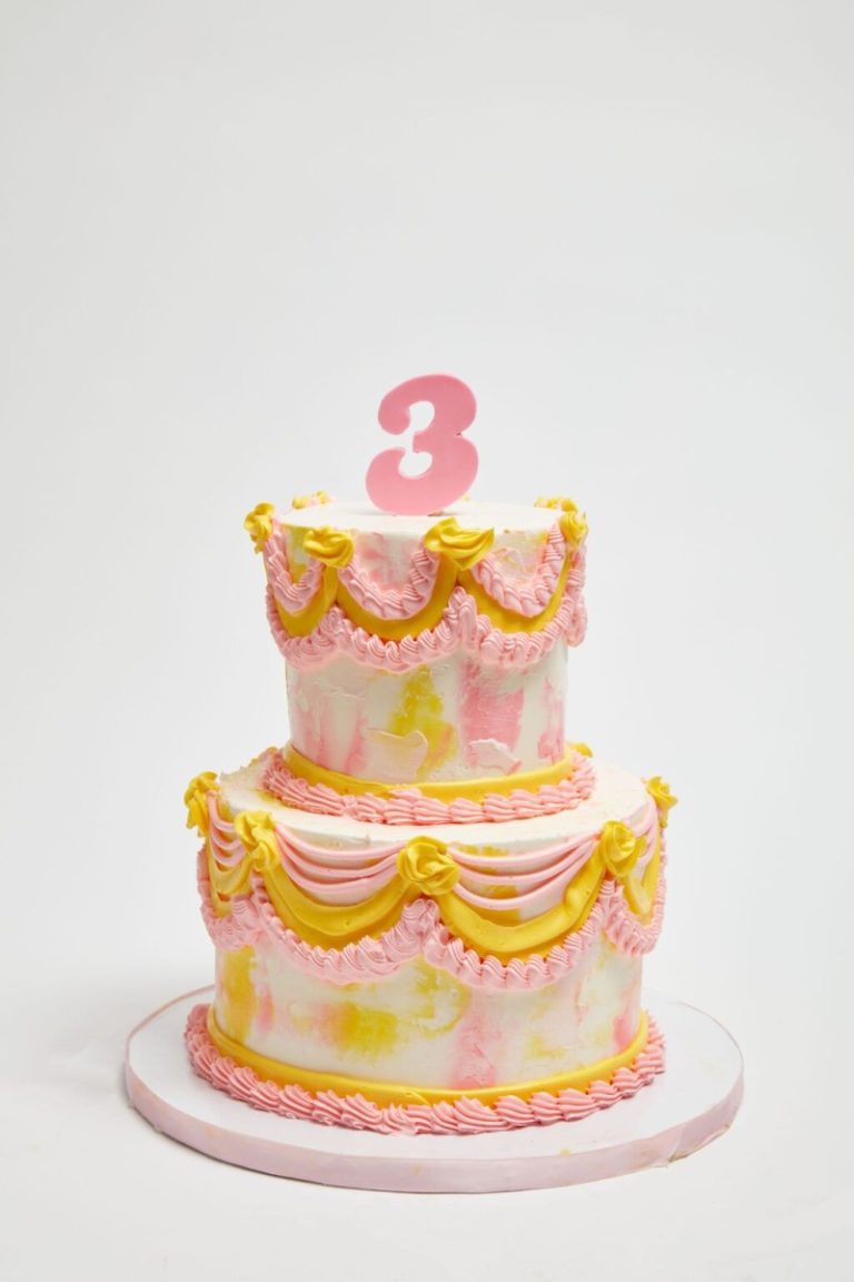 Sunshine Lambeth Cake