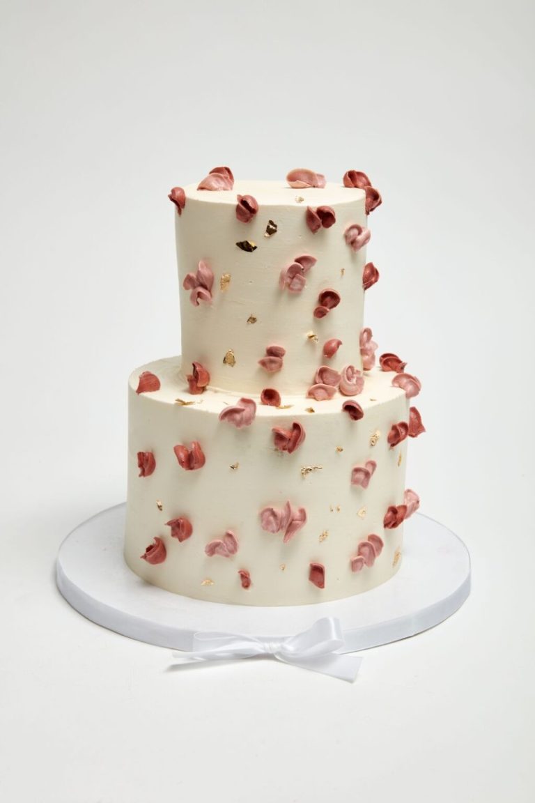 Petal Charm Cake