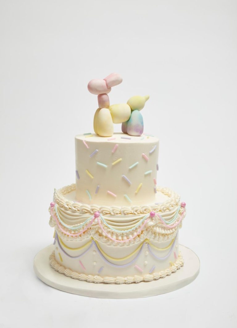 Baby Balloon Cake