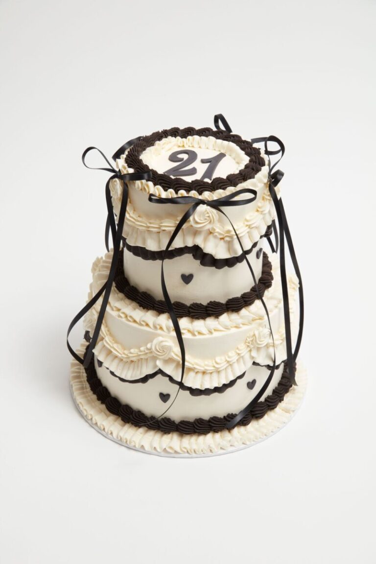 Vintage Vixen Cake