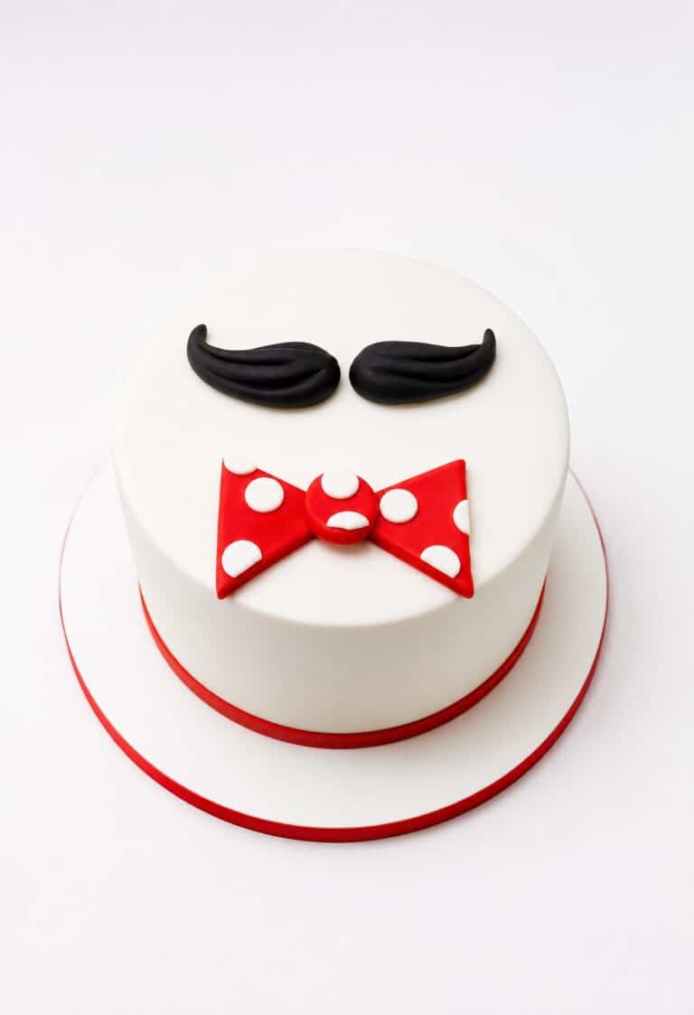 Moustache Cake